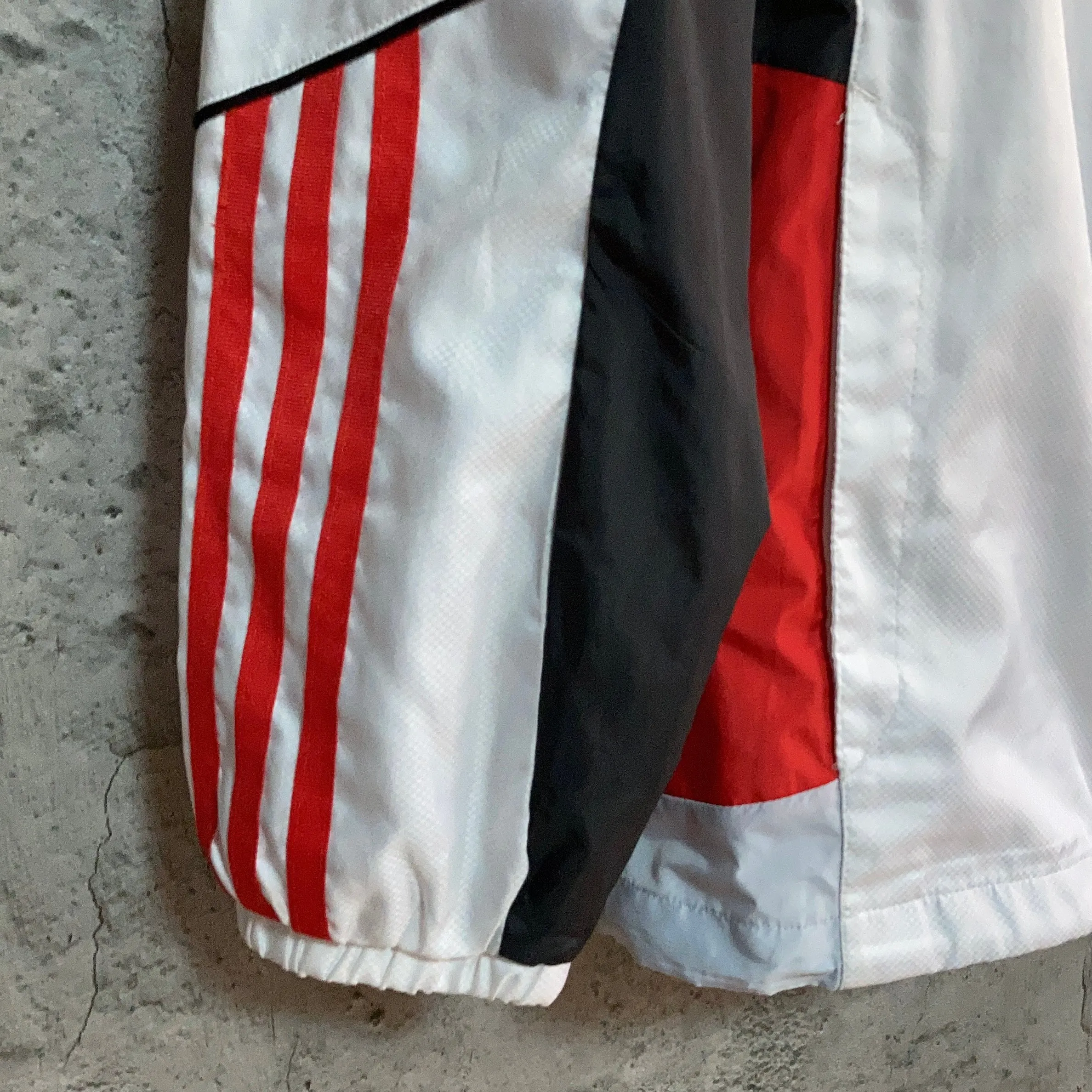 adidas jogging jacket red