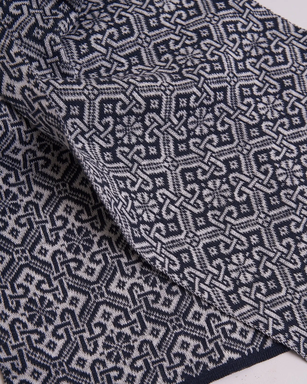Koguva linen scarf
