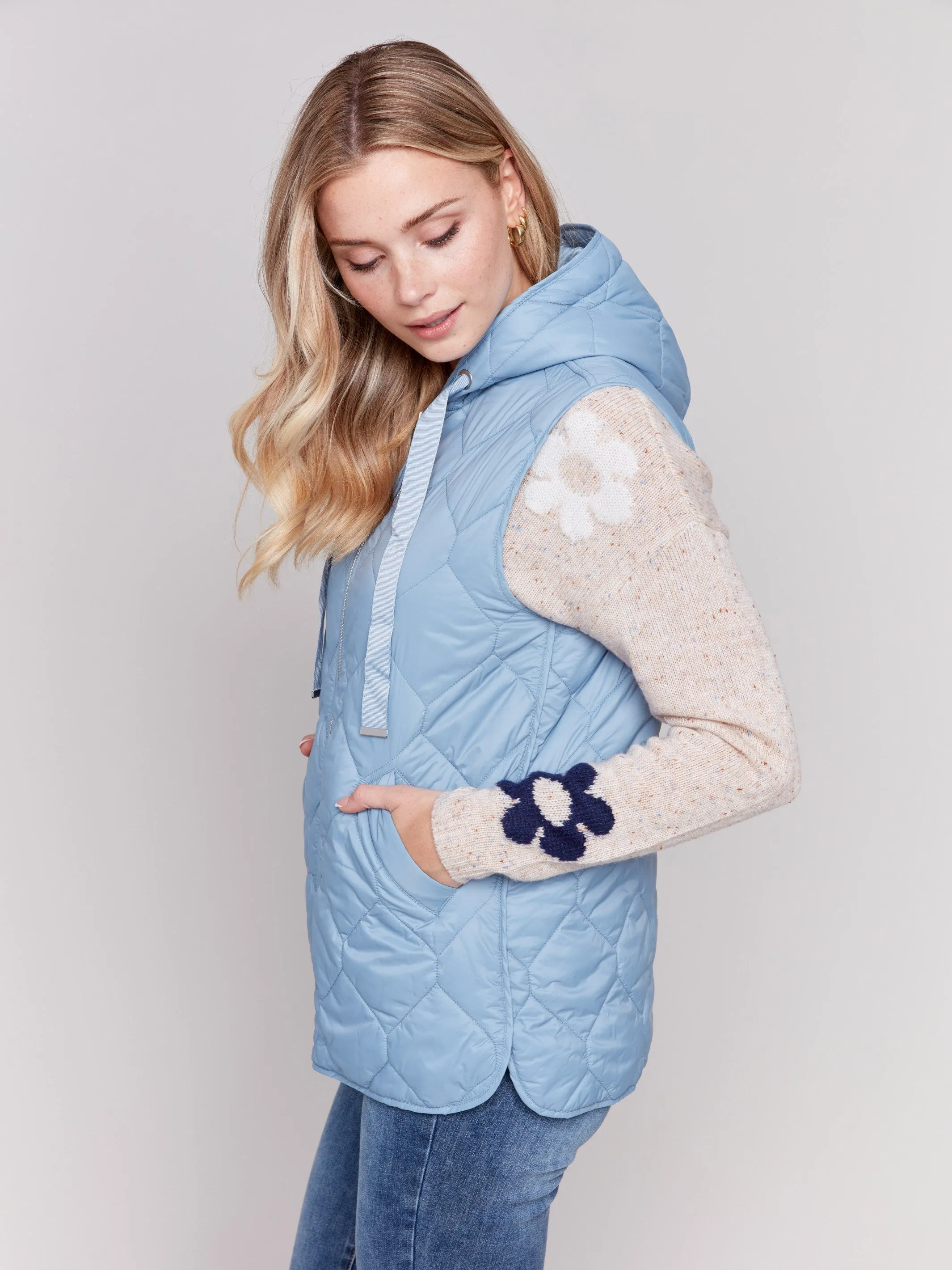 Short Quilted Puffer Vest With Hood - Frost