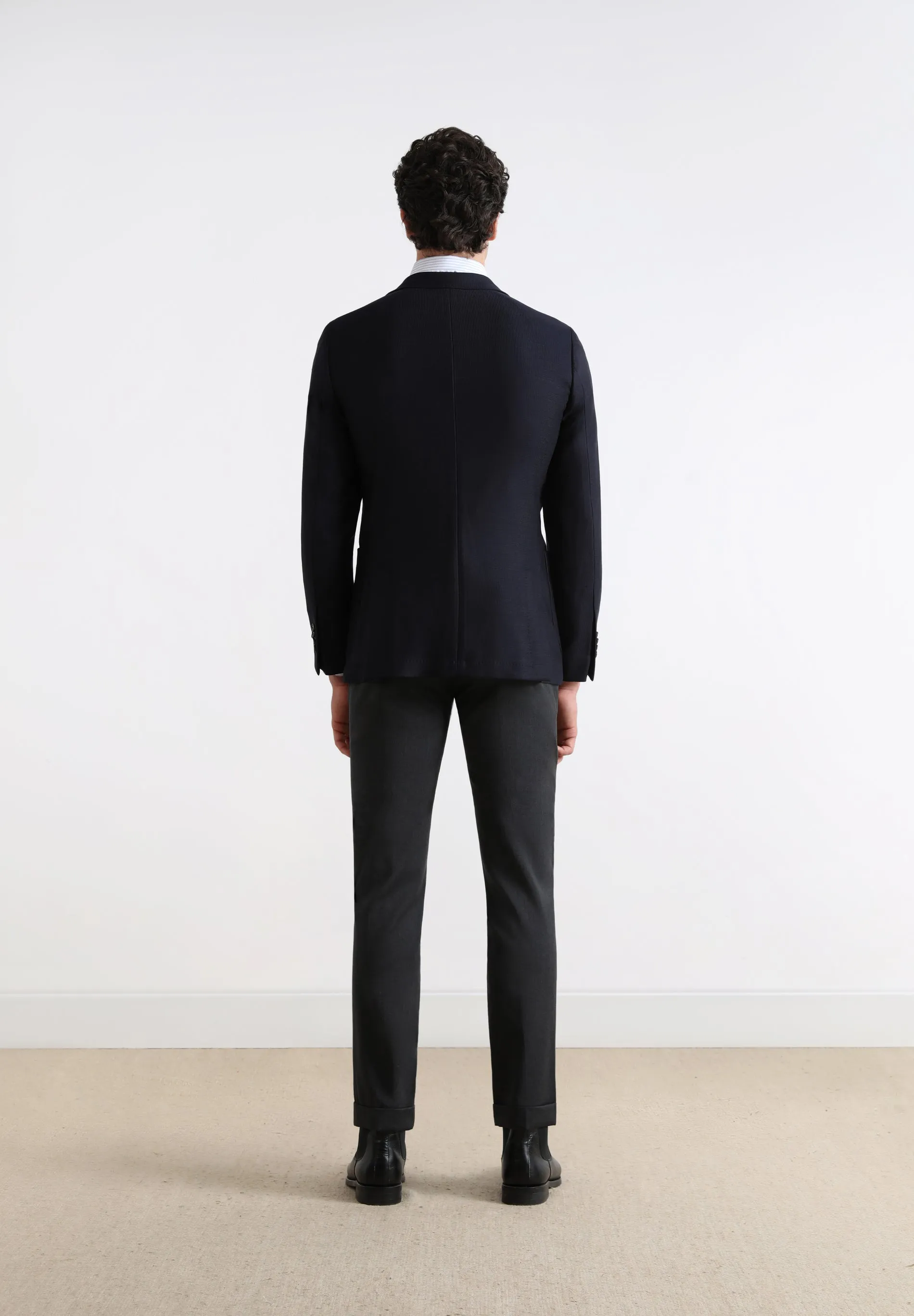 STRUCTURED WOOL BLAZER