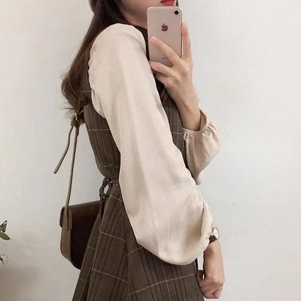 Vintage Buttoned Blouse